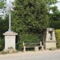Luzy-Saint-Martin (Meuse) Le calvaire et l'oratoire