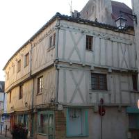 Marcigny (71) Maison à encorbellements