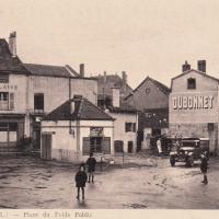 Marcigny (71) Place du Poids CPA