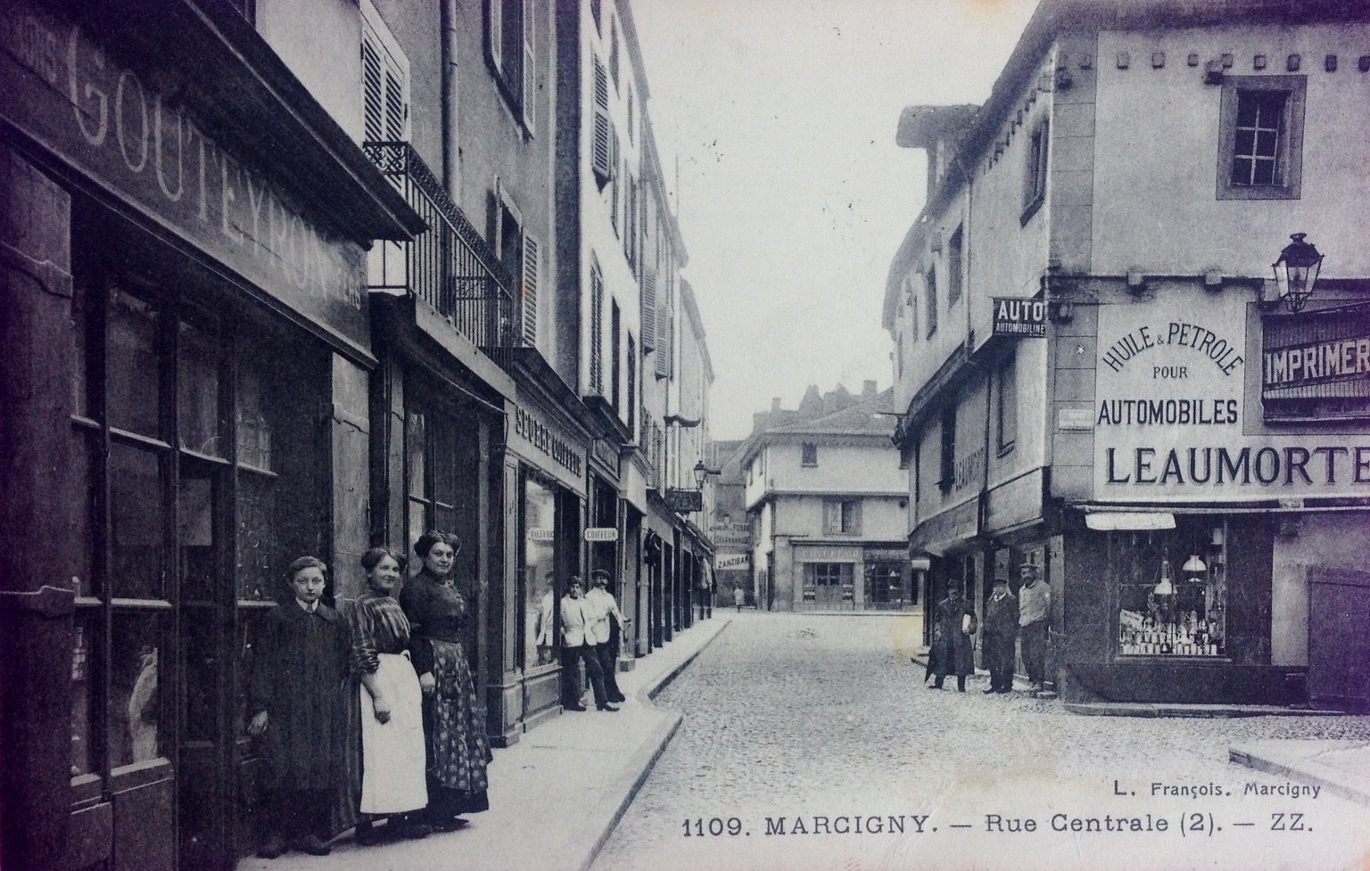 Marcigny (71) Rue Centrale CPA