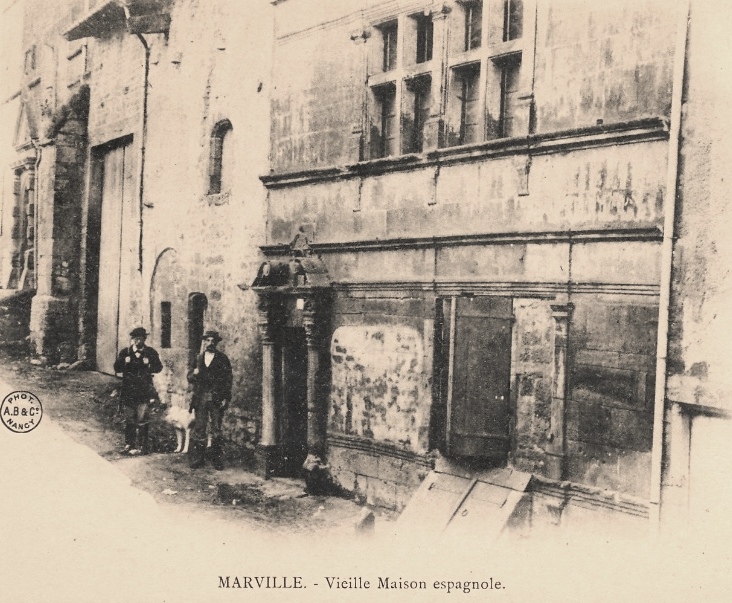 Marville (Meuse) Les façades Renaissance CPA