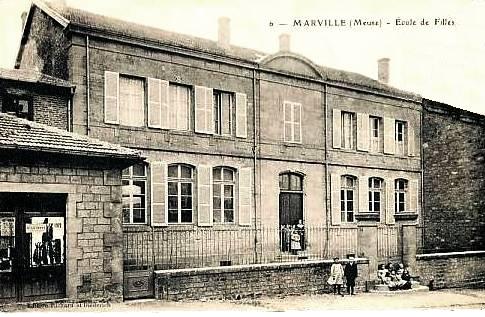 Marville (Meuse) L'école des filles CPA