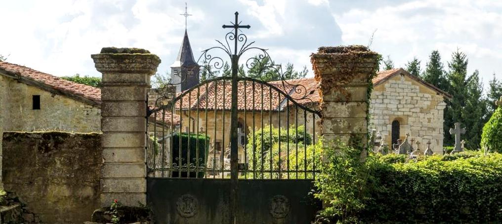 Marville (Meuse) L'entrée du cimetière