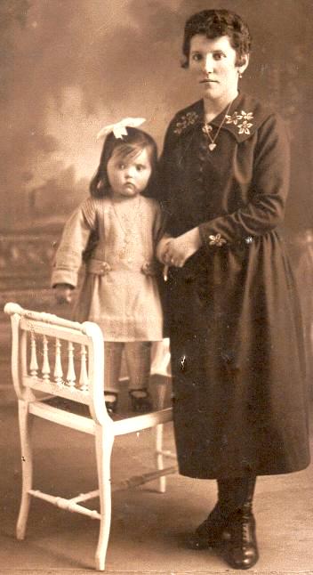 Mayer-Barranger Georgette et sa fille Denise 1920