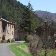 Mélagues (Aveyron) entrée du village