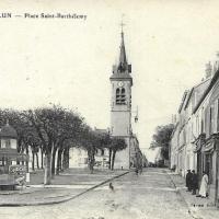 Melun seine et marne l eglise et la place saint barthelemy cpa