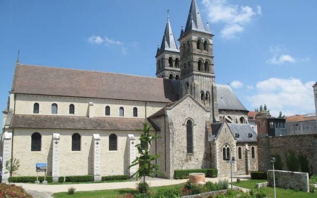 Melun seine et marne la collegiale notre dame