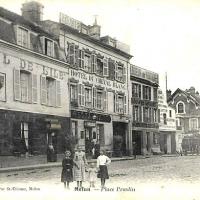 Melun seine et marne la place praslin les hotels cpa