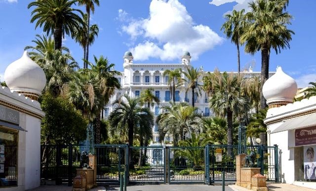 L' Orient Palace