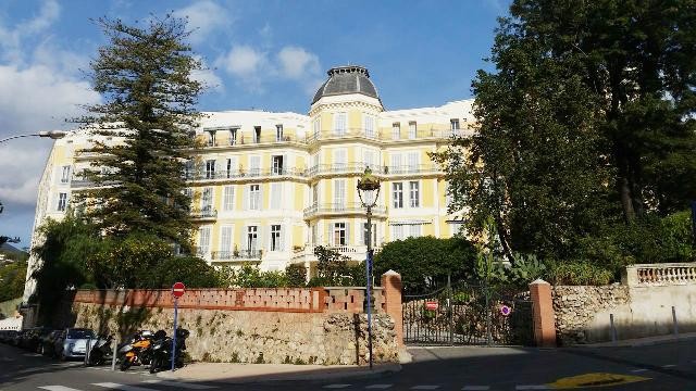 Menton 06 le grand hotel des iles britanniques