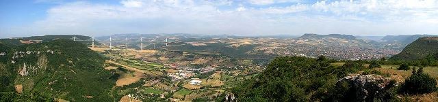 Panoramique viaduc et ville