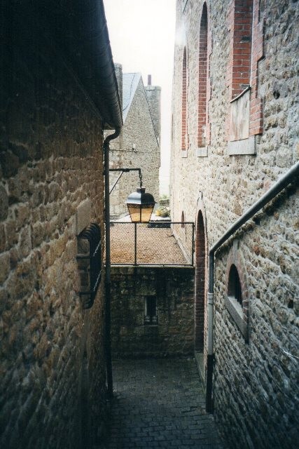 Mont saint michel dec 2001