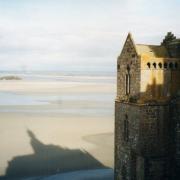 Mont saint michel (manche) les remparts dec 2001 