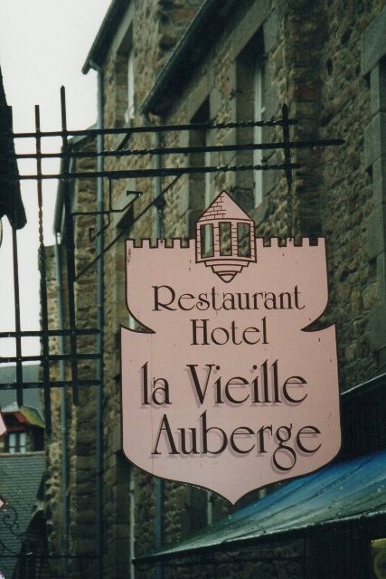 Mont saint michel dec 2001