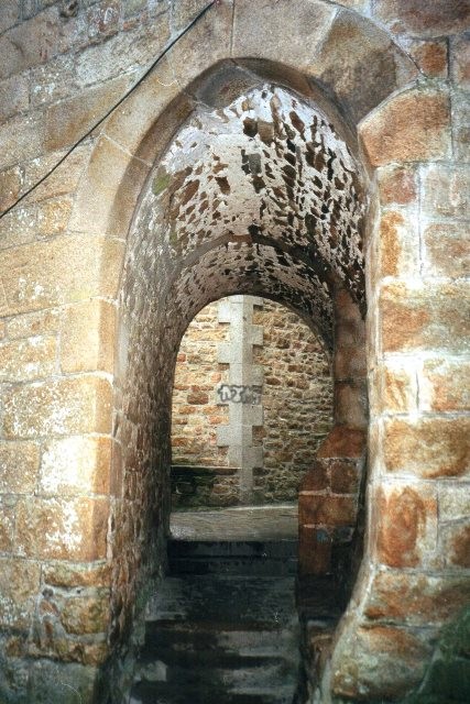 Mont saint michel dec 2001