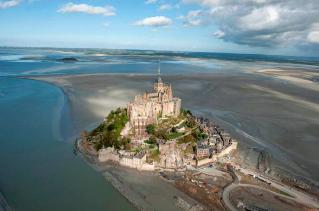 Mont saint michel manche le mont