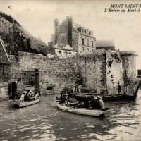 Mont saint michel manche le mont l entree a maree haute cpa