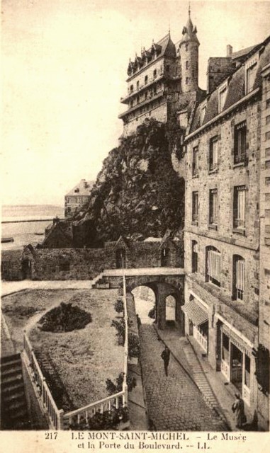 Mont saint michel manche le mont la porte du boulevard cpa