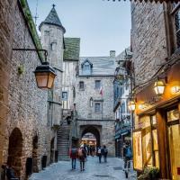 Mont saint michel manche le mont la rue