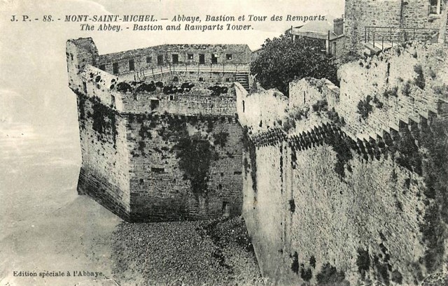 Mont saint michel manche le mont les remparts cpa