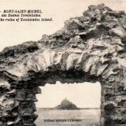 Mont saint michel manche le rocher de tombelaine les ruines CPA 