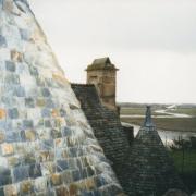 Mont saint michel manche les remparts dec 2001