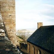 Mont saint michel manche les remparts dec 2001