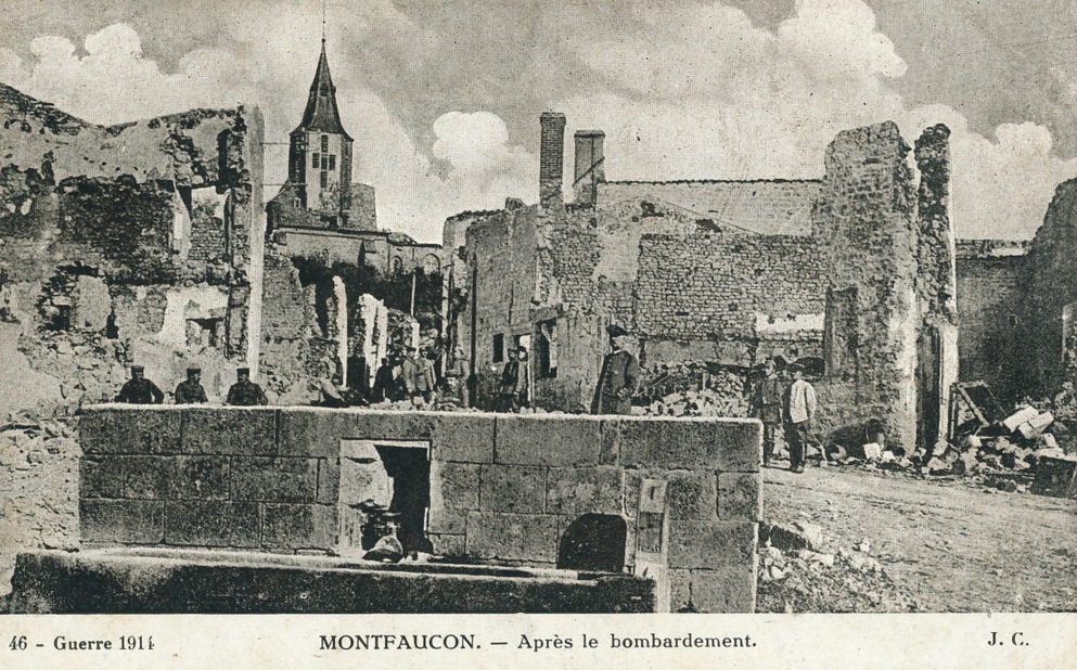 Montfaucon (Aisne) CPA Ruines 14-18