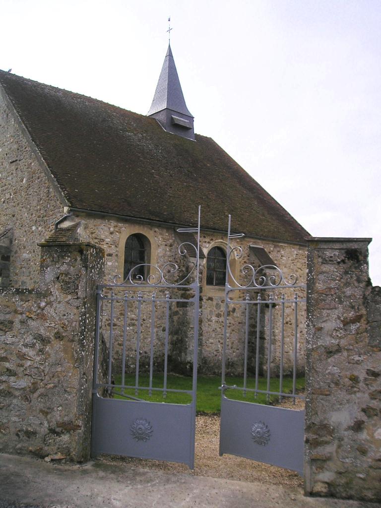 Montfaucon (Aisne) Eglise Saint-Antoine en 2004