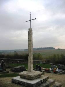 Montfaucon (Aisne) Vieux calvaire