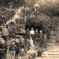 Montjavoult oise cpa oeuvre valecourt les grottes