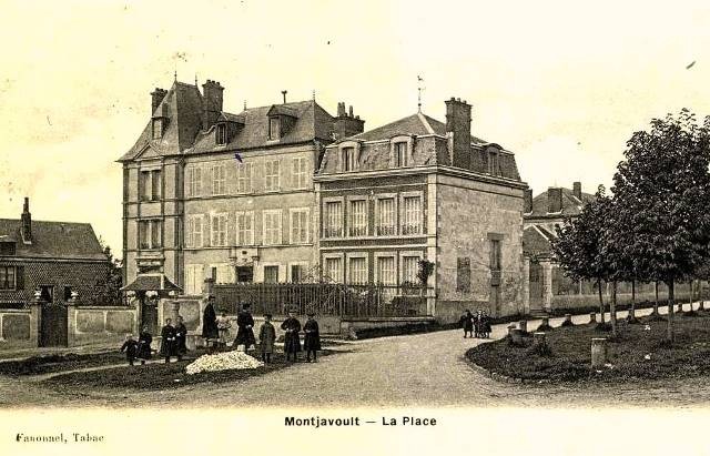 Montjavoult oise cpa place 1909