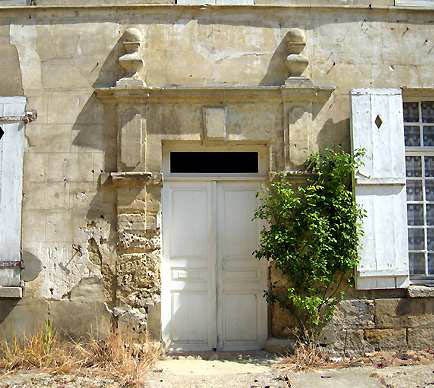 Montjavoult oise herouval porte du manoir