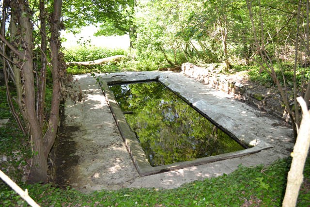 Montjavoult oise lavoir du bourg