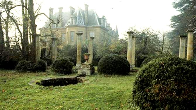 Montmédy (Meuse) Fresnois, le parc du château