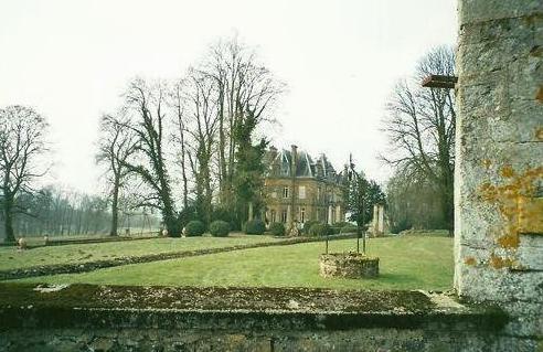 Montmédy (Meuse) Fresnois, le parc du château