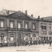 Montmédy (Meuse) L'hôtel de ville CPA