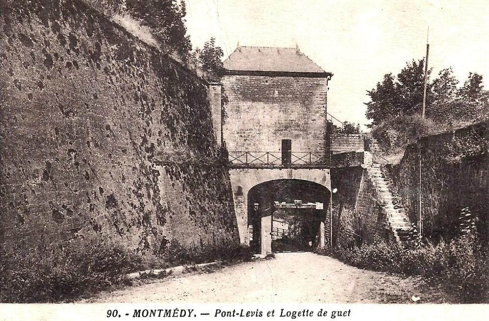 Montmédy (Meuse) La citadelle CPA