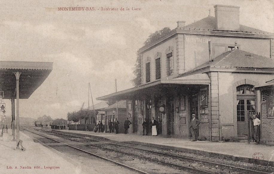 Montmédy (Meuse) La gare CPA