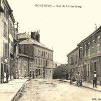 Montmédy (Meuse) La rue de Luxembourg CPA