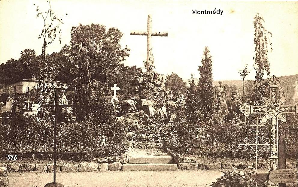 Montmédy (Meuse) Le cimetière CPA