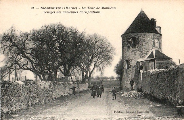 Montmirail (51) La tour de Montléan CPA