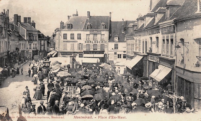 Montmirail (51) Le marché CPA