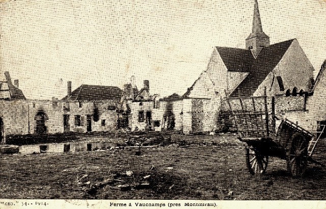 Montmirail (51) Vauchamps, la ferme 1914 CPA