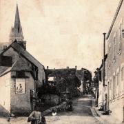 Montreuillon (Nièvre) La Grande rue CPA
