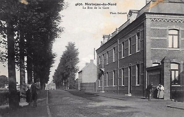 Mortagne du nord 59 la rue de la gare cpa