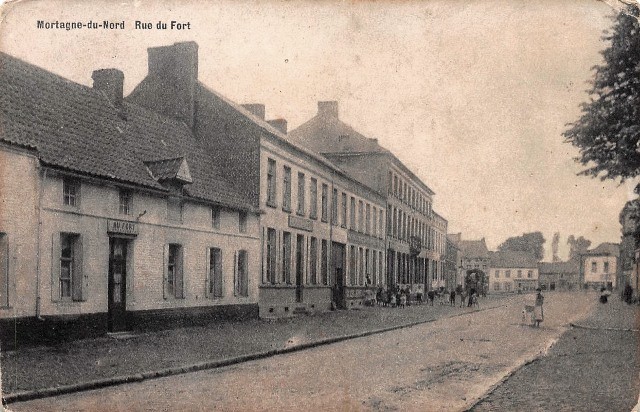 Mortagne du nord 59 la rue du fort cpa