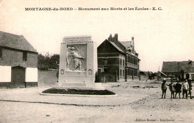 Mortagne du nord 59 le monument aux morts cpa