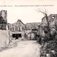Moulins (Aisne) CPA Rue de Bourg-et-Comin