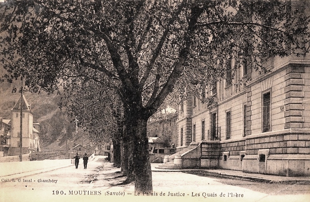 Moûtiers (Savoie) Le Palais de Justice CPA